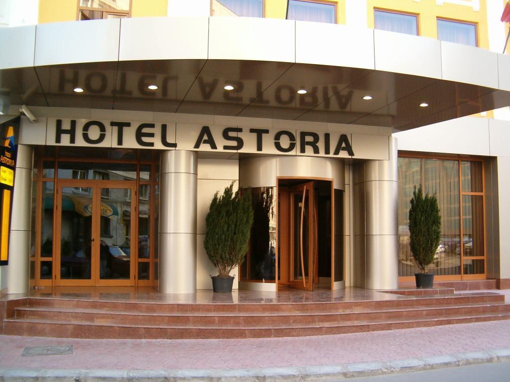 Hotel Astoria City Center Iasi Exterior photo